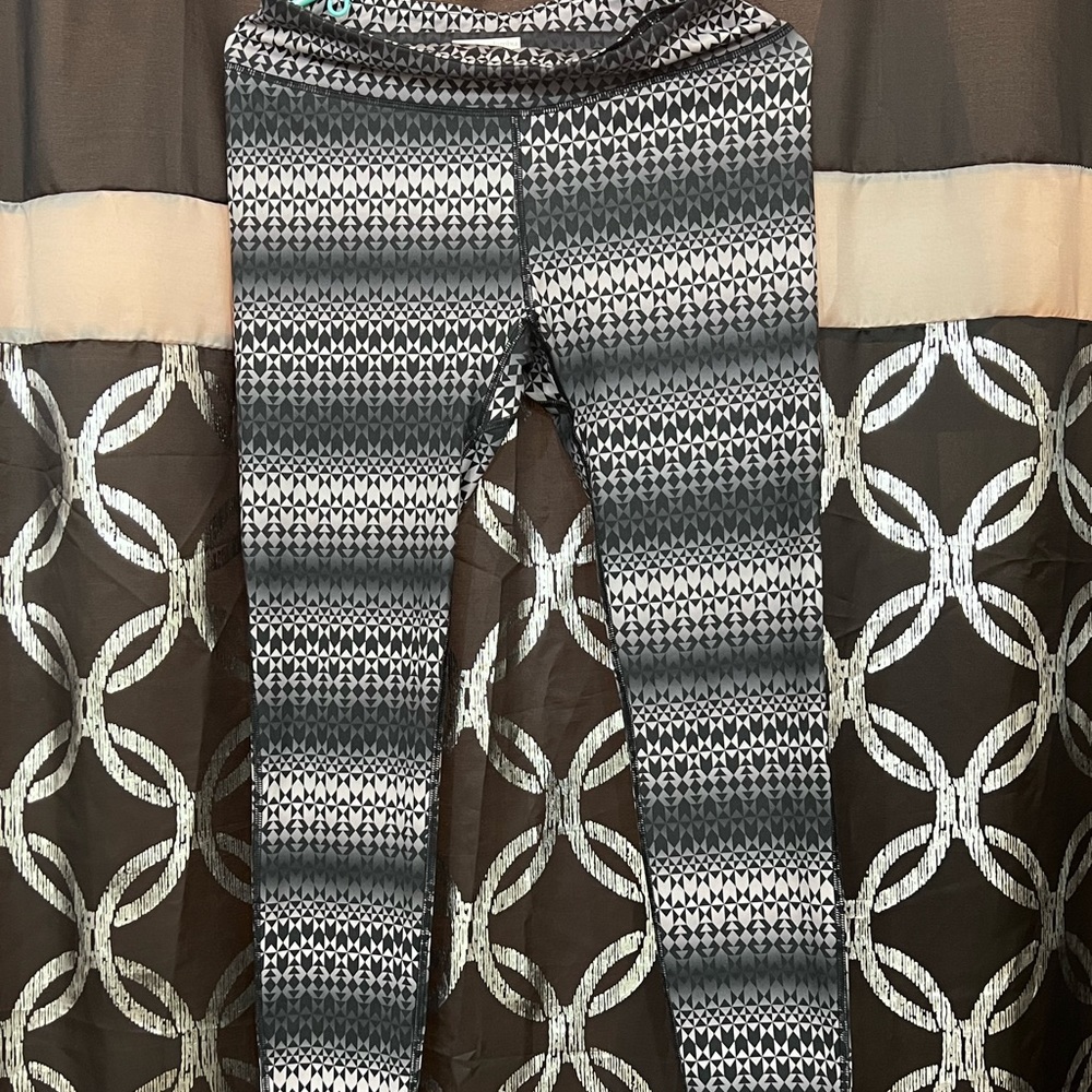 Cute Columbia work out leggings
